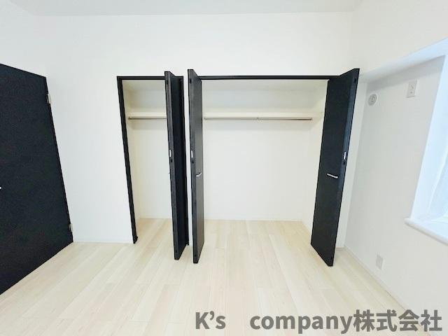 ●茅ヶ崎市今宿　第一ハイツ茅ヶ崎の収納|洋室7.7帖の収納スペース◇