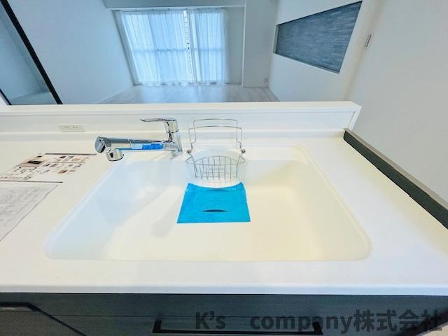 ●茅ヶ崎市今宿　第一ハイツ茅ヶ崎のキッチン|人造大理石のおしゃれなシンク☆