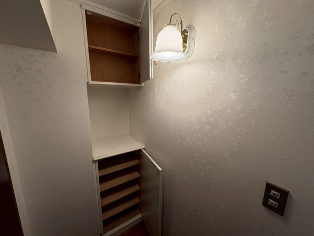 シャトー・デ・ザール・プルファムの内装