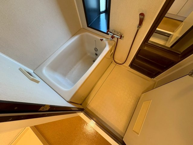 シャトー・デ・ザール・プルファムの浴室