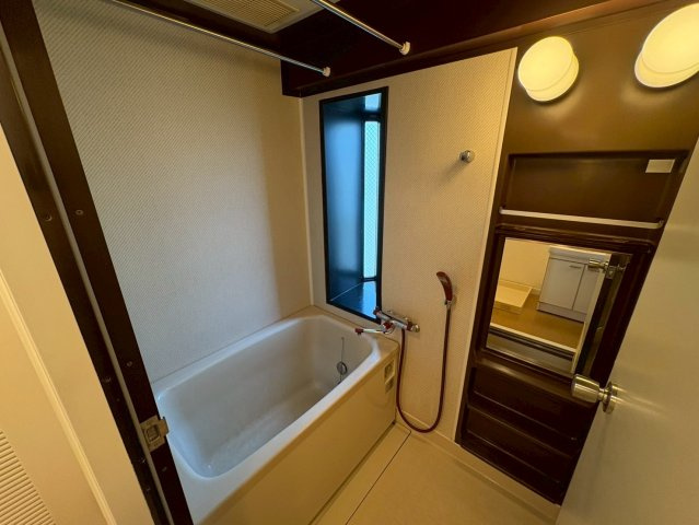 シャトー・デ・ザール・プルファムの浴室