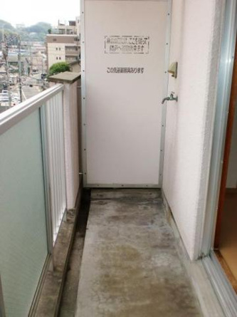 【バルコニー】