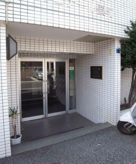 【エントランス】