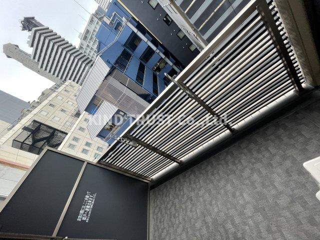 ファーストフィオーレ東梅田のバルコニー|落ち着いた時間を過ごせるバルコニーです