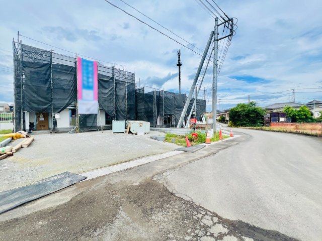 高崎市箕郷町上芝の前面道路含む現地写真|車の通りも少なく駐車も楽々♪