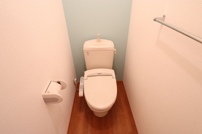 コンフォール布津原のトイレ|嬉しい温水洗浄便座付き♪