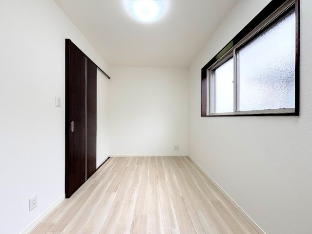 戸塚区上倉田町　中古戸建ての洋室|◆土・日・祝日は、当社スタッフによる現地案内会を実施しております。もちろん平日のご案内も可能です。お気軽にご相談ください！！