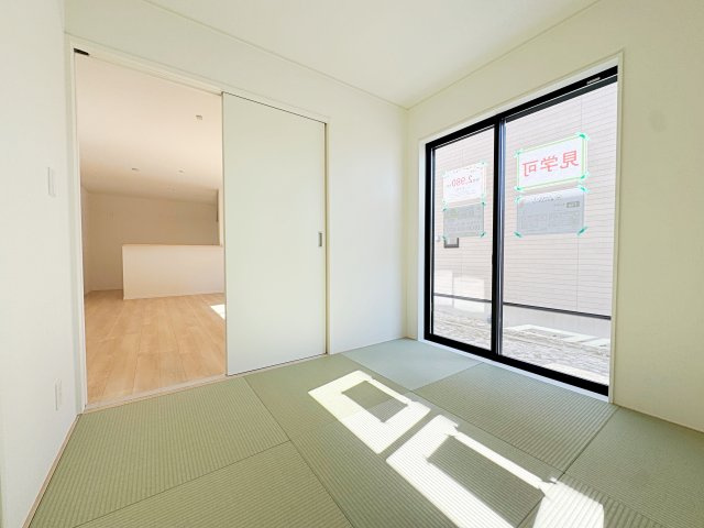 新築戸建・新築建売　郡山市字賀庄【制震＋耐震】桜小・郡山三中の和室|畳は足触りがいいので裸足で歩いても気持ちがいいです！