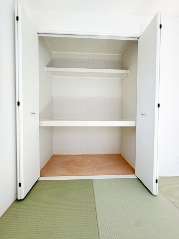 新築戸建・新築建売　郡山市字賀庄【制震＋耐震】桜小・郡山三中の収納|用途に応じてアレンジのできる洋風も取り入れた和室！