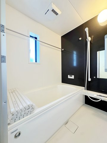 新築戸建・新築建売　郡山市字賀庄【制震＋耐震】桜小・郡山三中の浴室|浴室乾燥機付きで雨の日や花粉の時期でも室内干しができるので安心です！