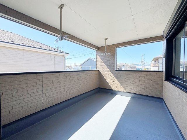 新築戸建・新築建売　郡山市字賀庄【制震＋耐震】桜小・郡山三中のバルコニー|インナーバルコニーは天候に左右されずに、プライベートな空間でくつろぎや洗濯物干しに最適！