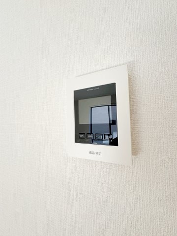 新築戸建・新築建売　郡山市字賀庄【制震＋耐震】桜小・郡山三中の防犯設備|操作も簡単なモニター付きインターフォンで、セキュリティを強化！