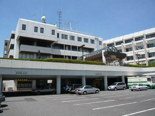 多摩市役所まで918m