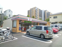 セブンイレブン　　多…まで834m