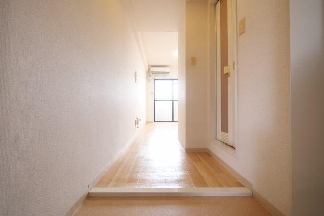 ワットハイム都島の玄関