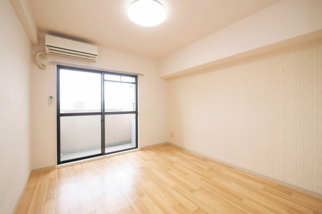 ワットハイム都島の居間・リビング