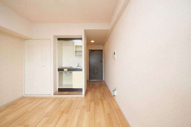 ワットハイム都島の居間・リビング