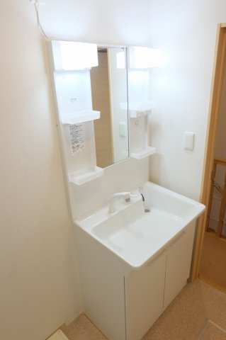 シャルマンの洗面所|広い洗面スペース