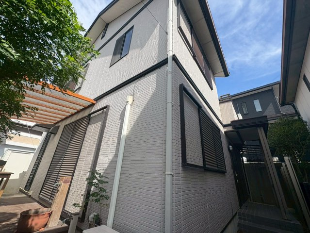 三好丘桜4丁目貸家の外観
