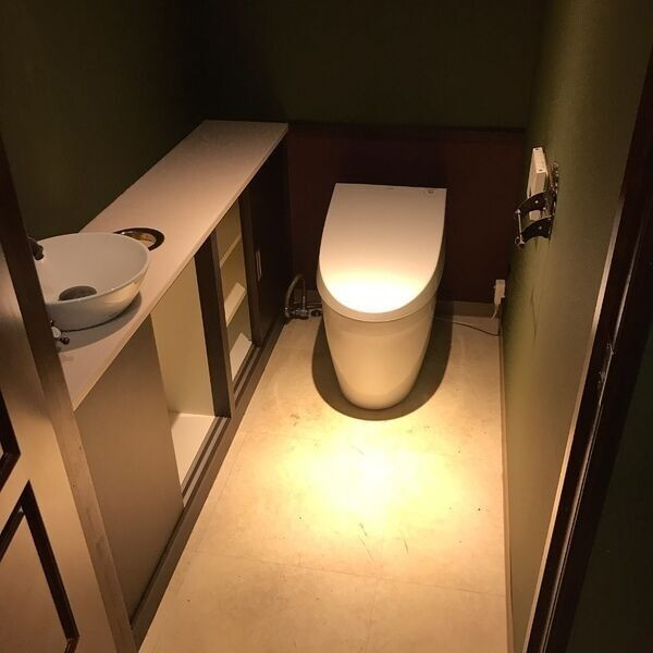 丸正ビルのトイレ