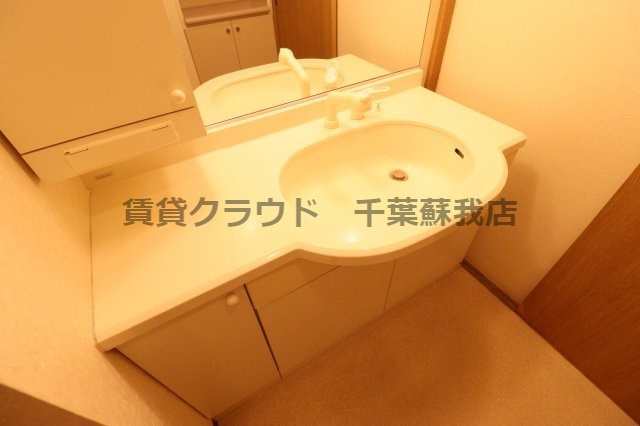 フェリス蘇我の独立洗面台|同じ建物の別のお部屋の写真になります！