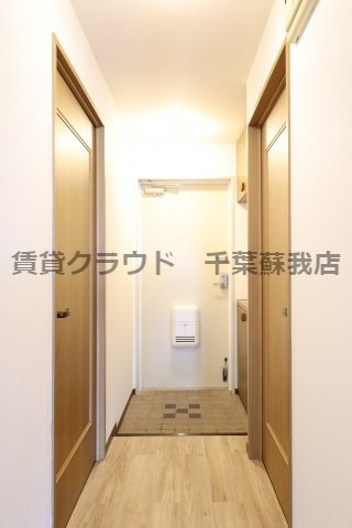 フェリス蘇我の玄関|同じ建物の別のお部屋の写真になります！