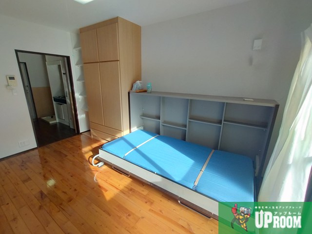 上田パストラルコートの居間・リビング