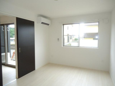 【内装】 | Ｏｎｅ Ｐｉｅｃｅ（ワンピース） | 洋室