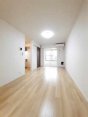 【居間・リビング】 | サンフラワーＡ | 使いやすいリビングです