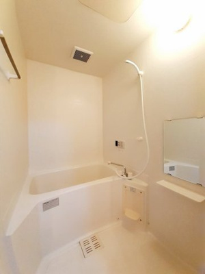 【浴室】 | ベルラン８８ | 日々の疲れを癒すお風呂付です