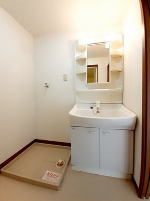 【洗面所】 | ベルラン８８ | 洗面所です