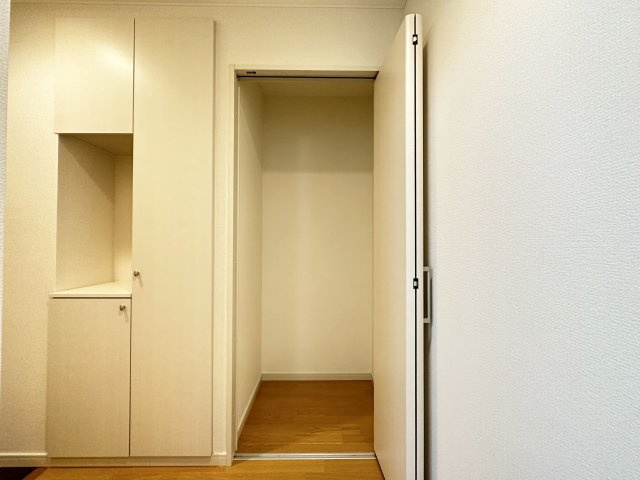 ラ・ティーダの収納