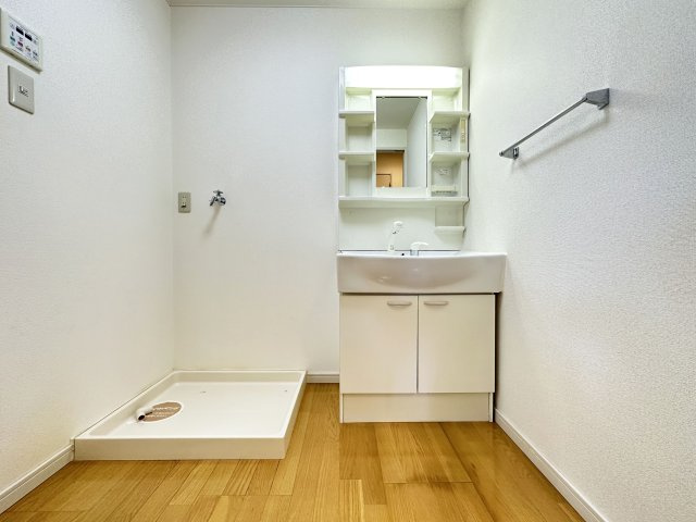 ラ・ティーダの独立洗面台