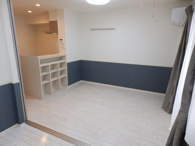 【洋室】 | グリッター・プルース | 洋室からリビング