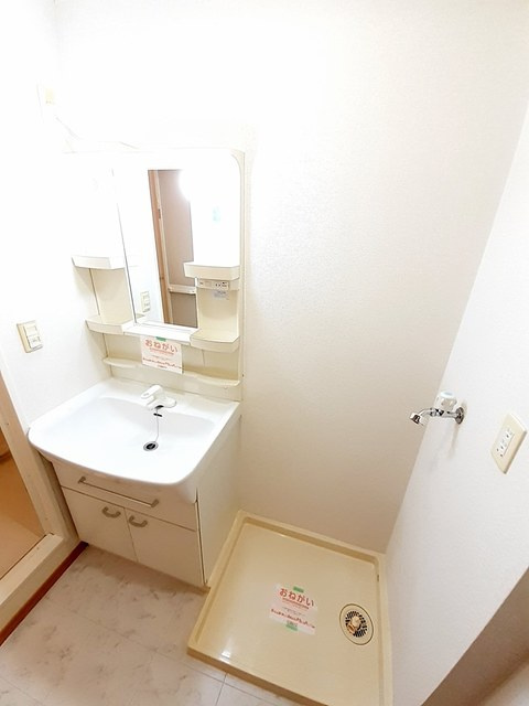 ベル・ドゥー・リ　Ⅰの洗面所|洗面所