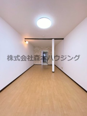 【居間・リビング】 | 　大東市西楠の里町5テラス | おしゃれなリビングです