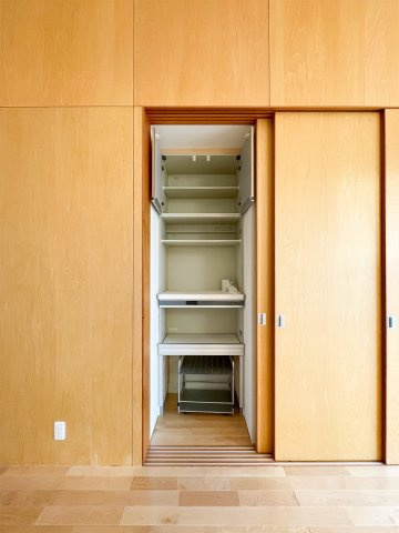 北野町戸建の収納
