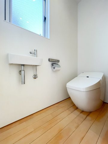 北野町戸建のトイレ