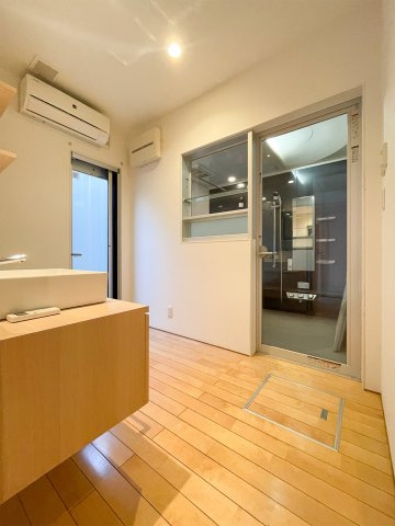 北野町戸建のロビー