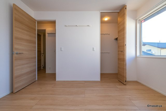 メゾン・ド・クーネルの洋室