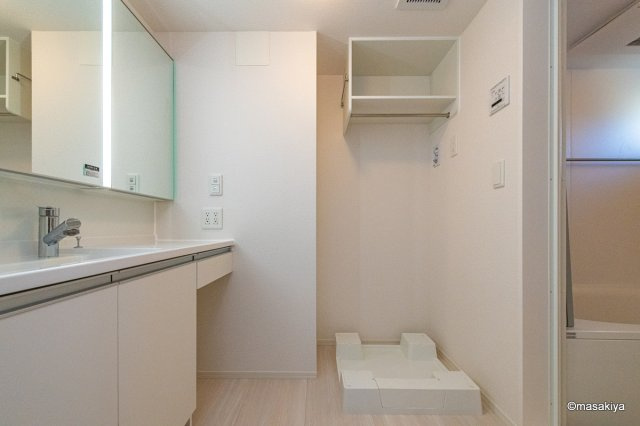 メゾン・ド・クーネルの洗面所