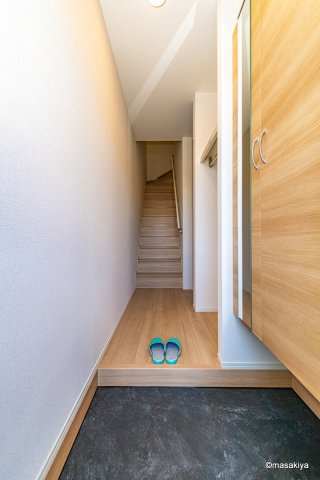 メゾン・ド・クーネルの玄関