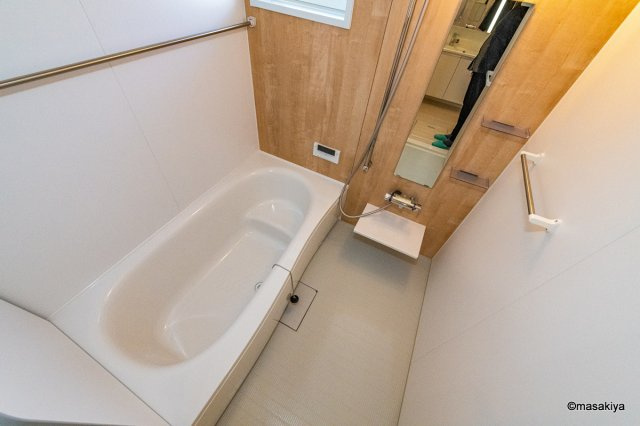 メゾン・ド・クーネルの浴室