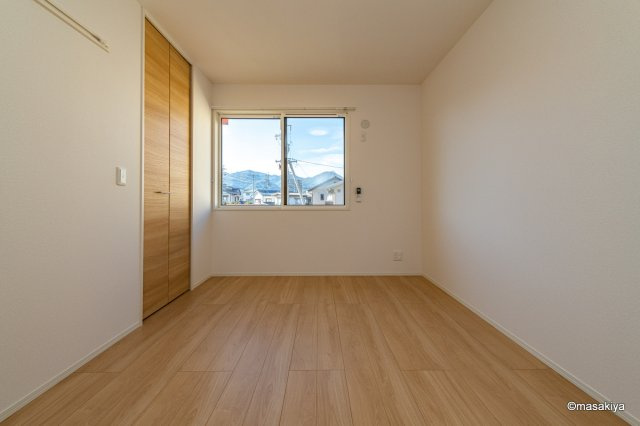 メゾン・ド・クーネルの洋室