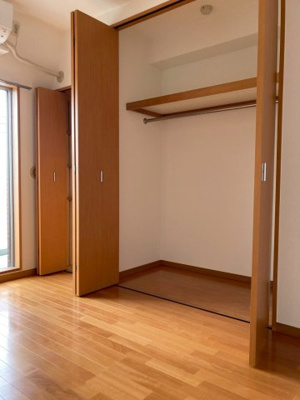 【収納】 | フェイム三鷹フォレストコート | 広々としたクローゼット