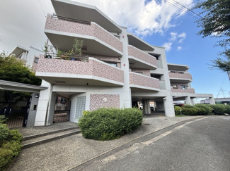 【外観】 | 徒歩圏内に生活利便施設が充実しており暮らしやすいエリアです。最新の駐車場の空き状況はお問合せください