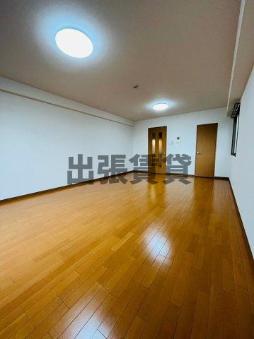 仲介手数料0円！！グランドエル志賀の居間・リビング