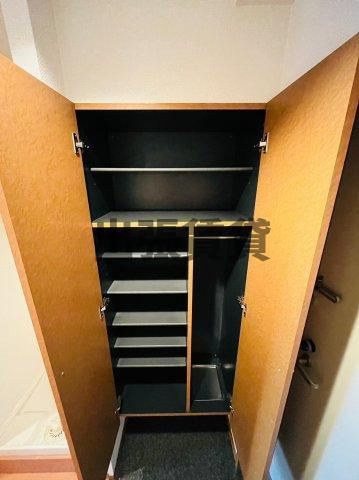 仲介手数料0円！！グランドエル志賀の収納