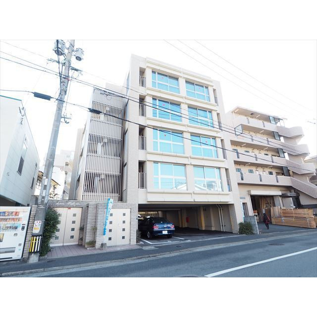リアン西新の外観