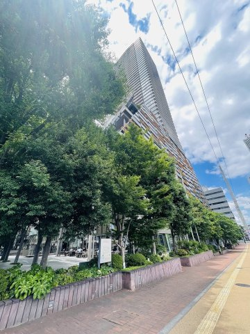 Brillia Tower池袋の外観